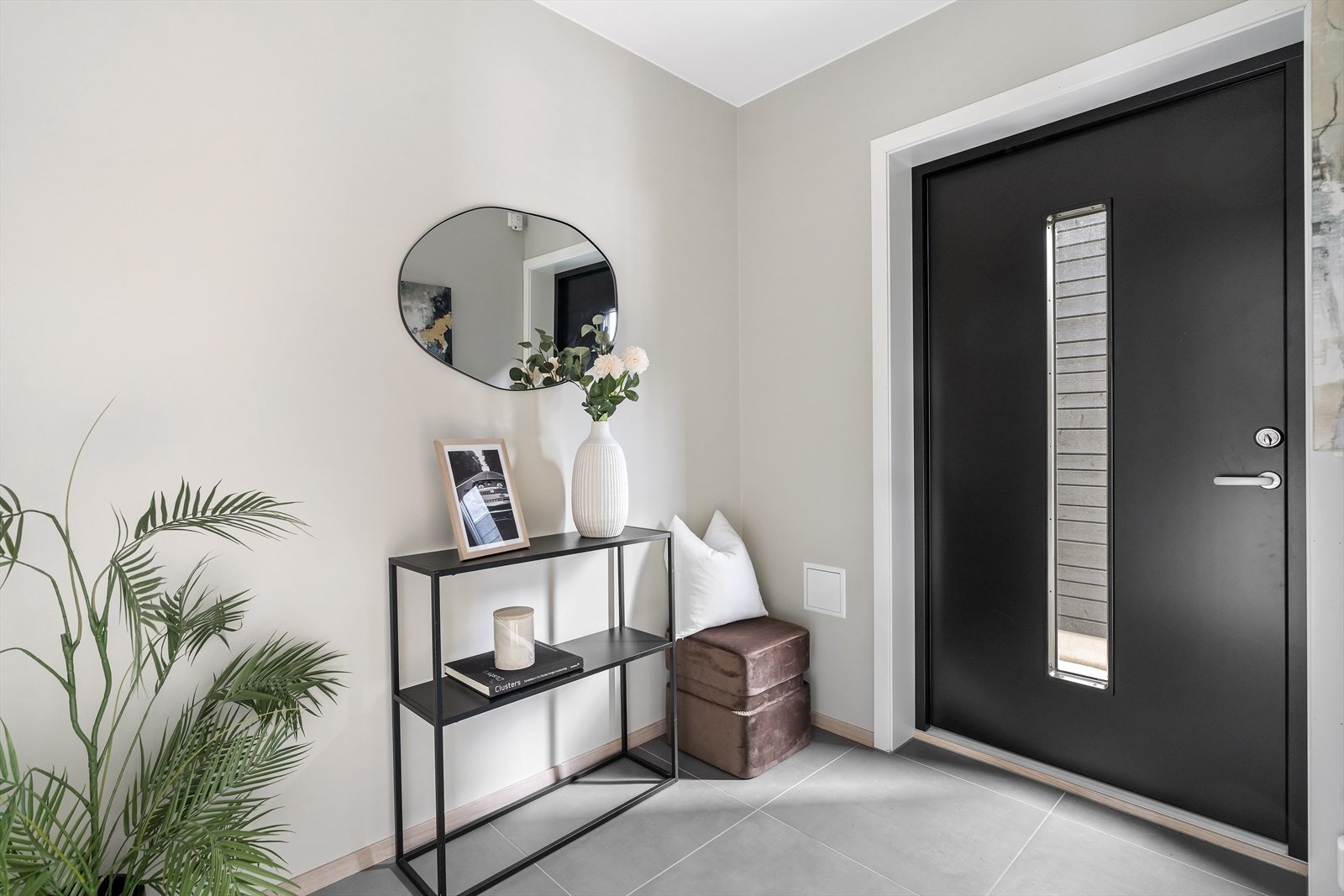 Det er også varmekabler i entreen som sørger for en god og behagelig lunk i det man trer inn i boligen. Galleribilde