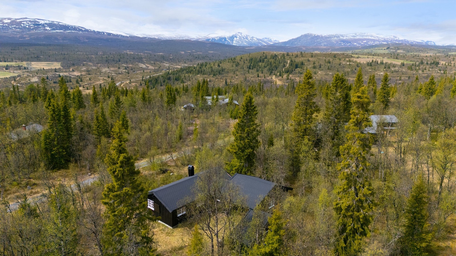 Velkommen til Semelengvegen 9 - like ved Vaset i Vestre Slidre kommune. Galleribilde