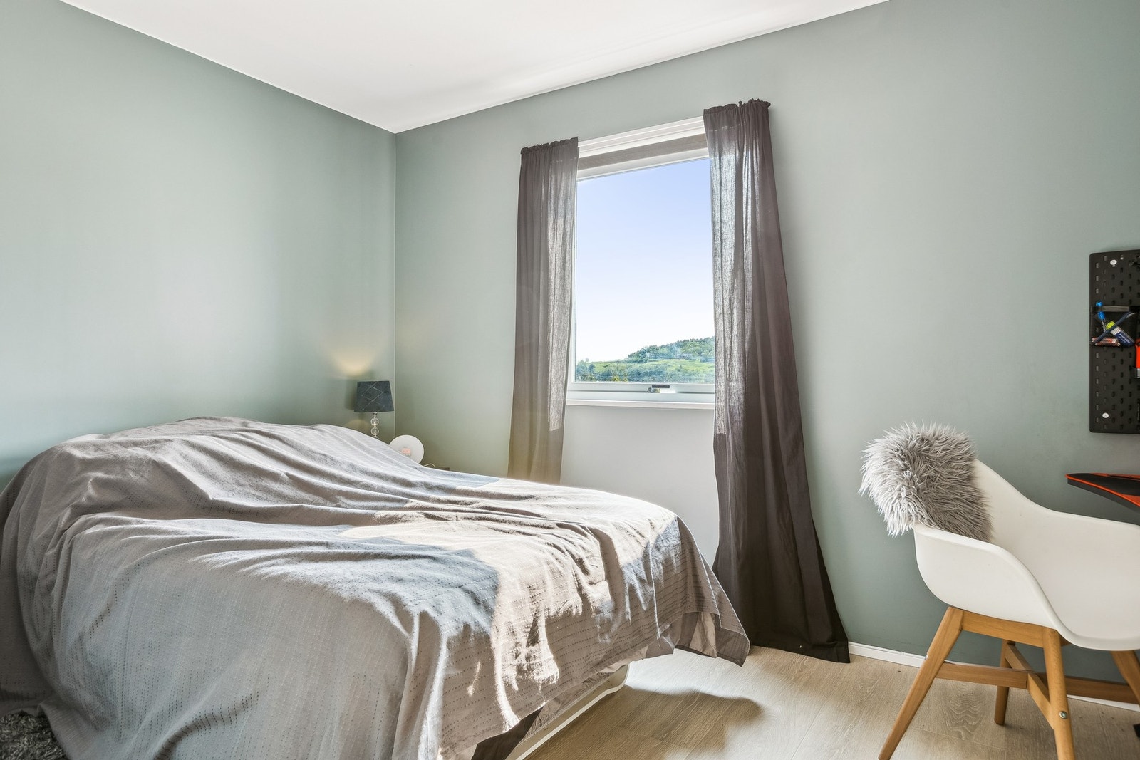 Soverommene er praktisk innredet og lett å møblere. Galleribilde