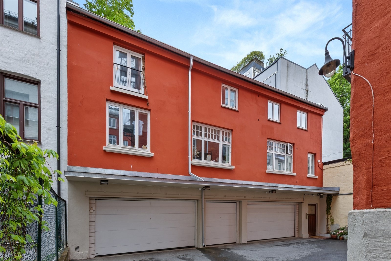 Stille, rolig og tilbaketrukket i indre gård Galleribilde