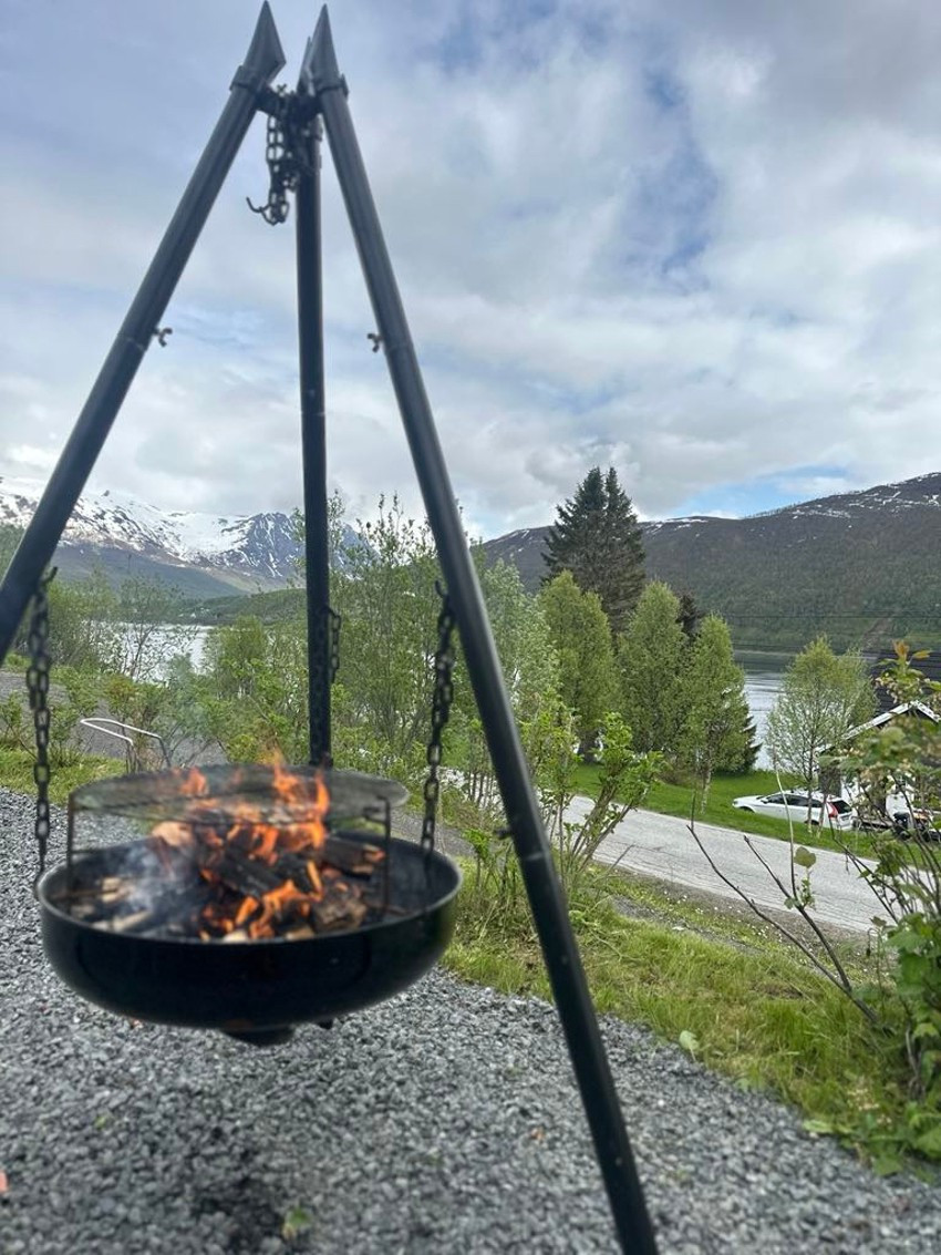 Her bor du i naturskjønne omgivelser kun en kort kjøretur fra Tromsø Sentrum.