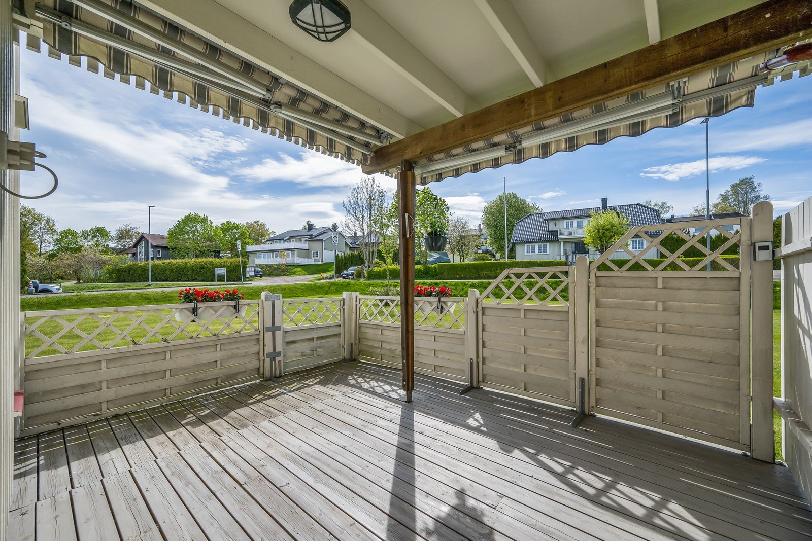 Endeleilighet med solrik terrasse Galleribilde