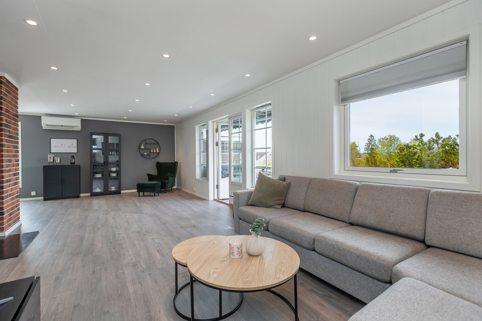 Romslig dagligstue Galleribilde