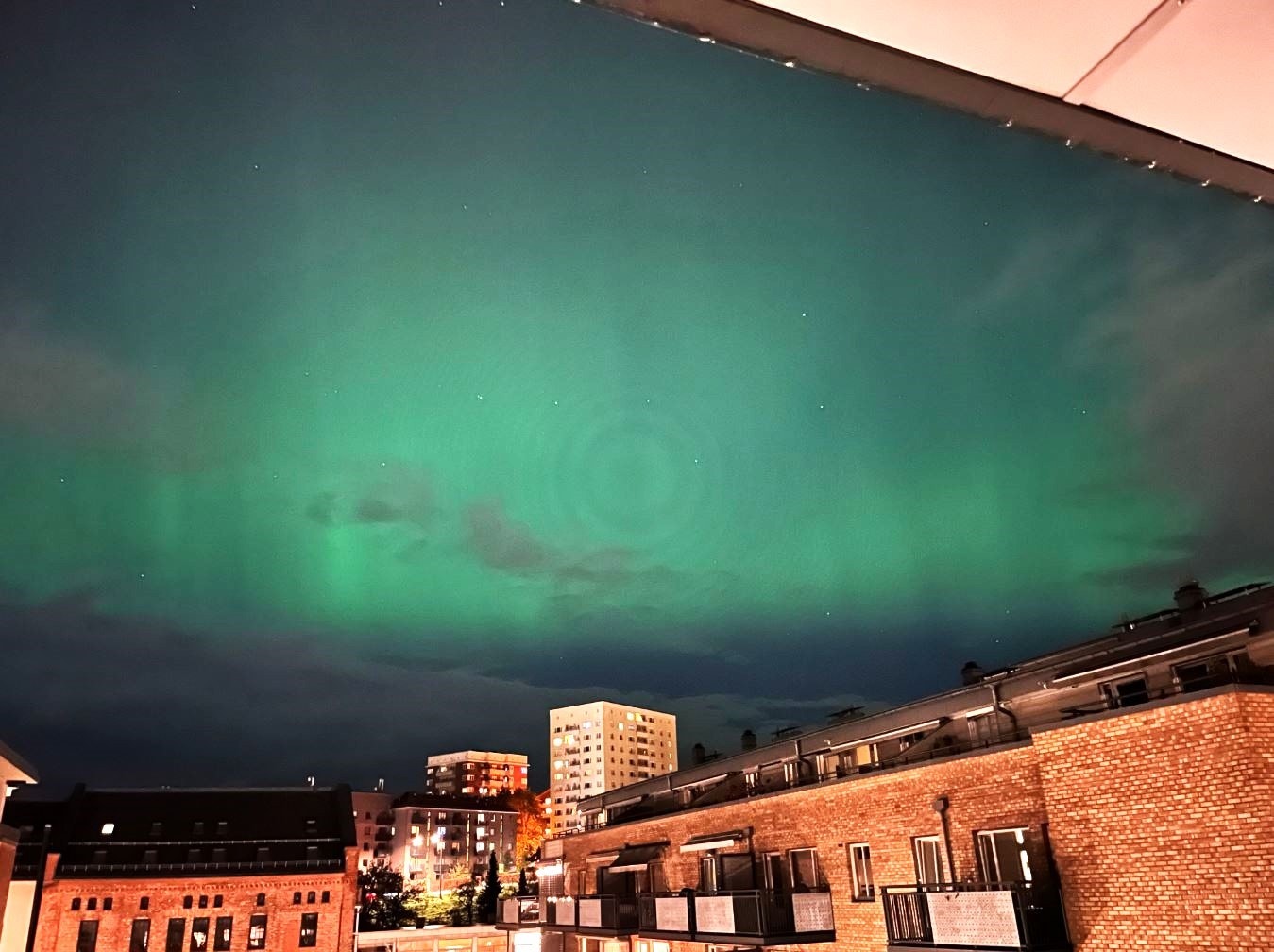 Her har selger kapret et flott bilde av himmelen en klar kveld. Galleribilde