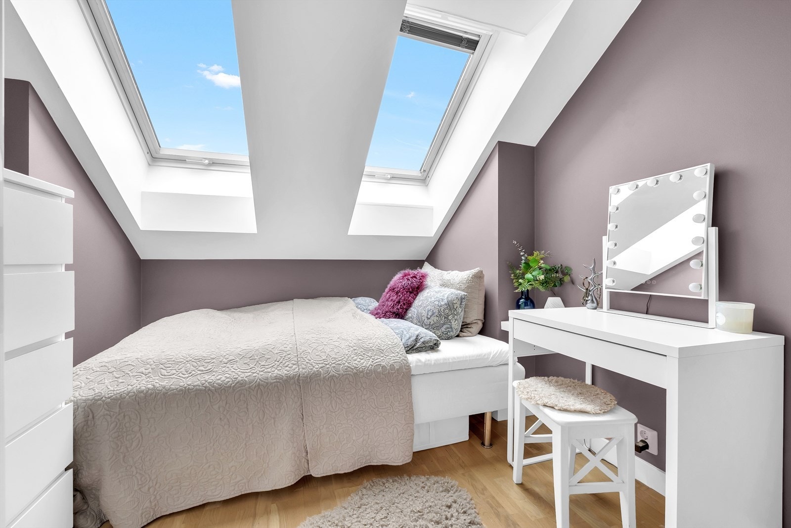 Et fullverdig soverom, kontor, eller treningsrom Galleribilde