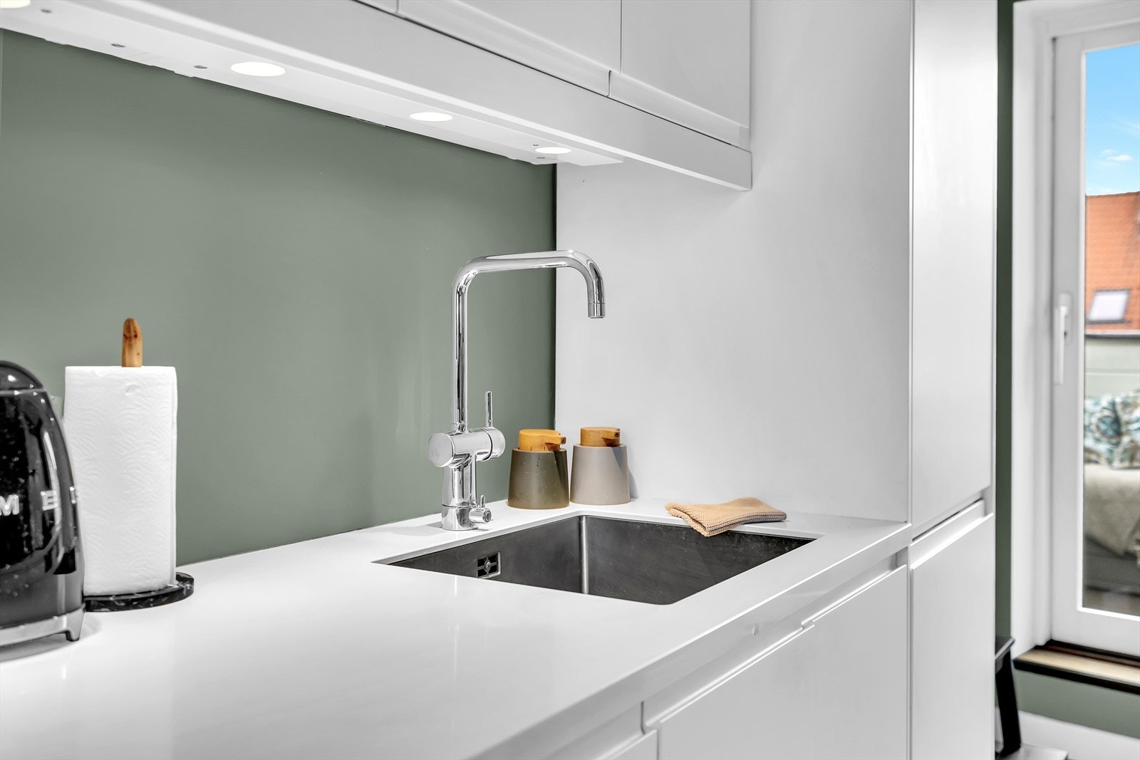 Lekkert utført med underlimt kum Galleribilde