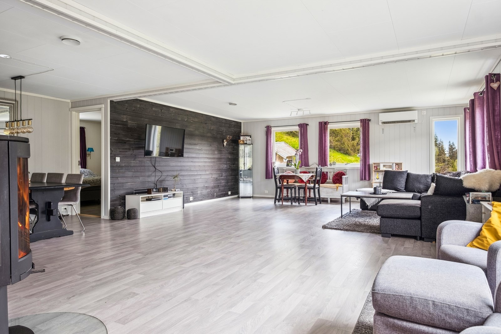 Inngang til soverom fra stue Galleribilde