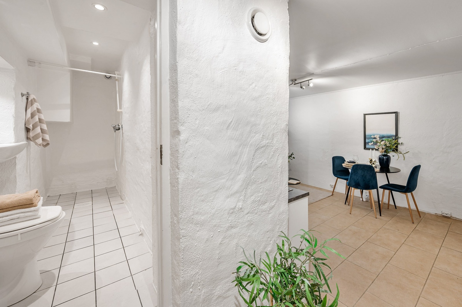 Gjennomgående leilighet med god planløsning. Galleribilde