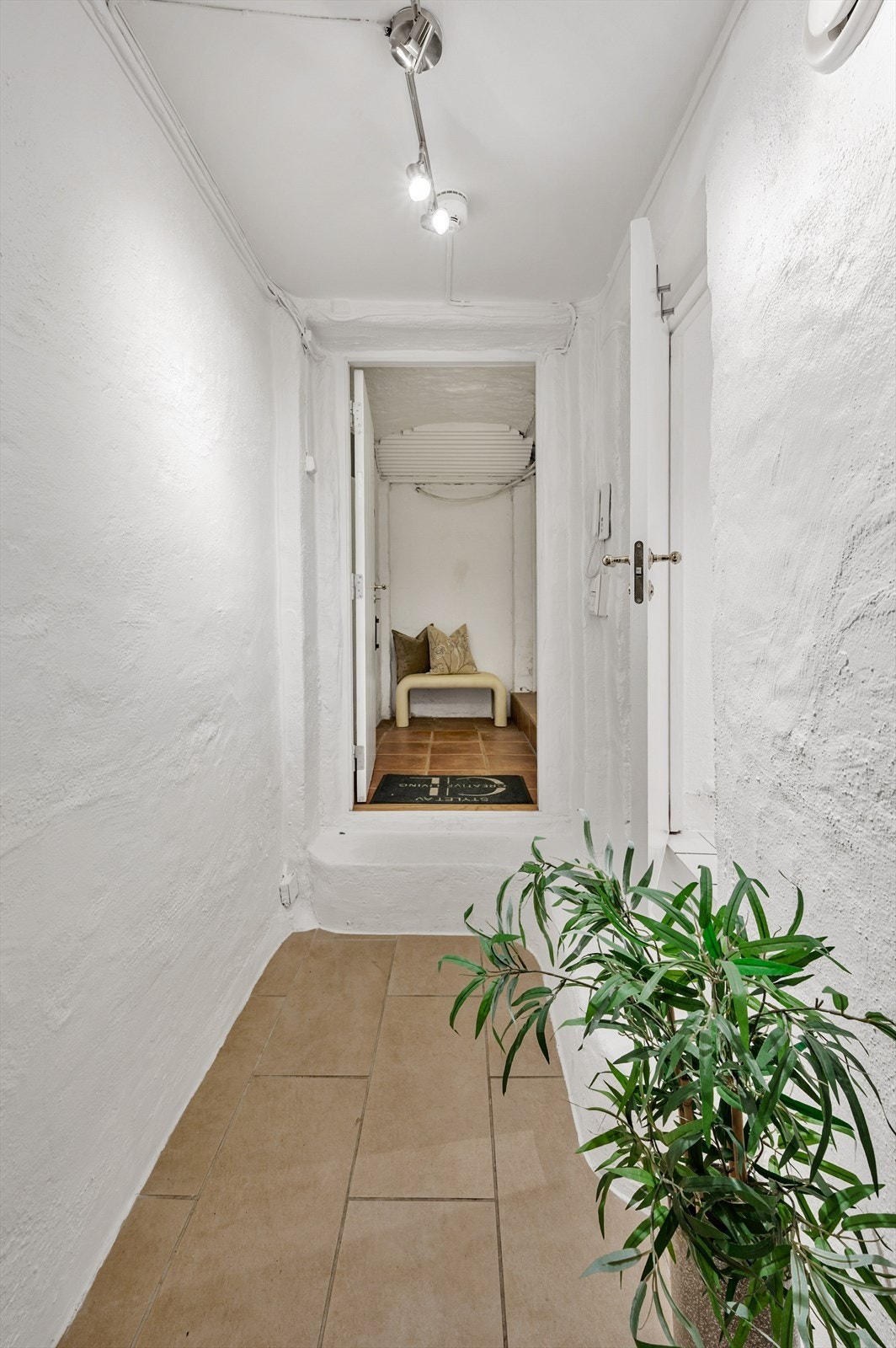 Entré og gang. Galleribilde