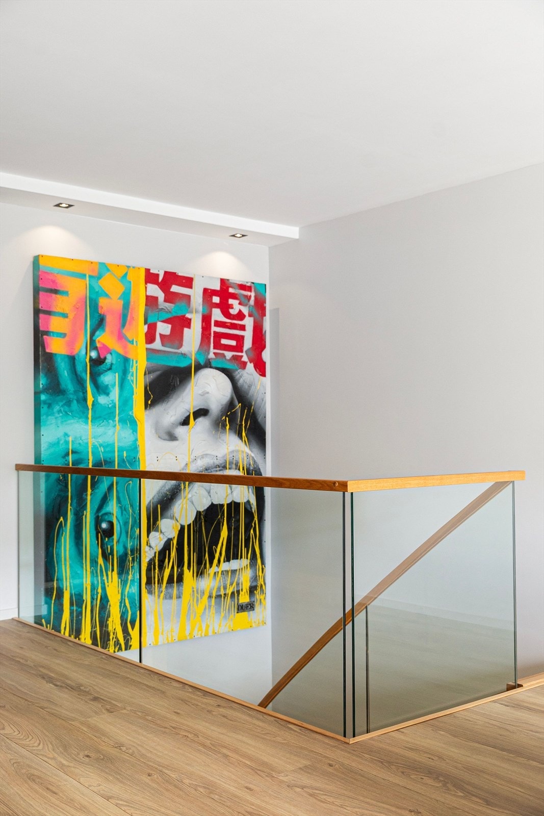 Flotte detaljer gjennom hele boligen. Galleribilde