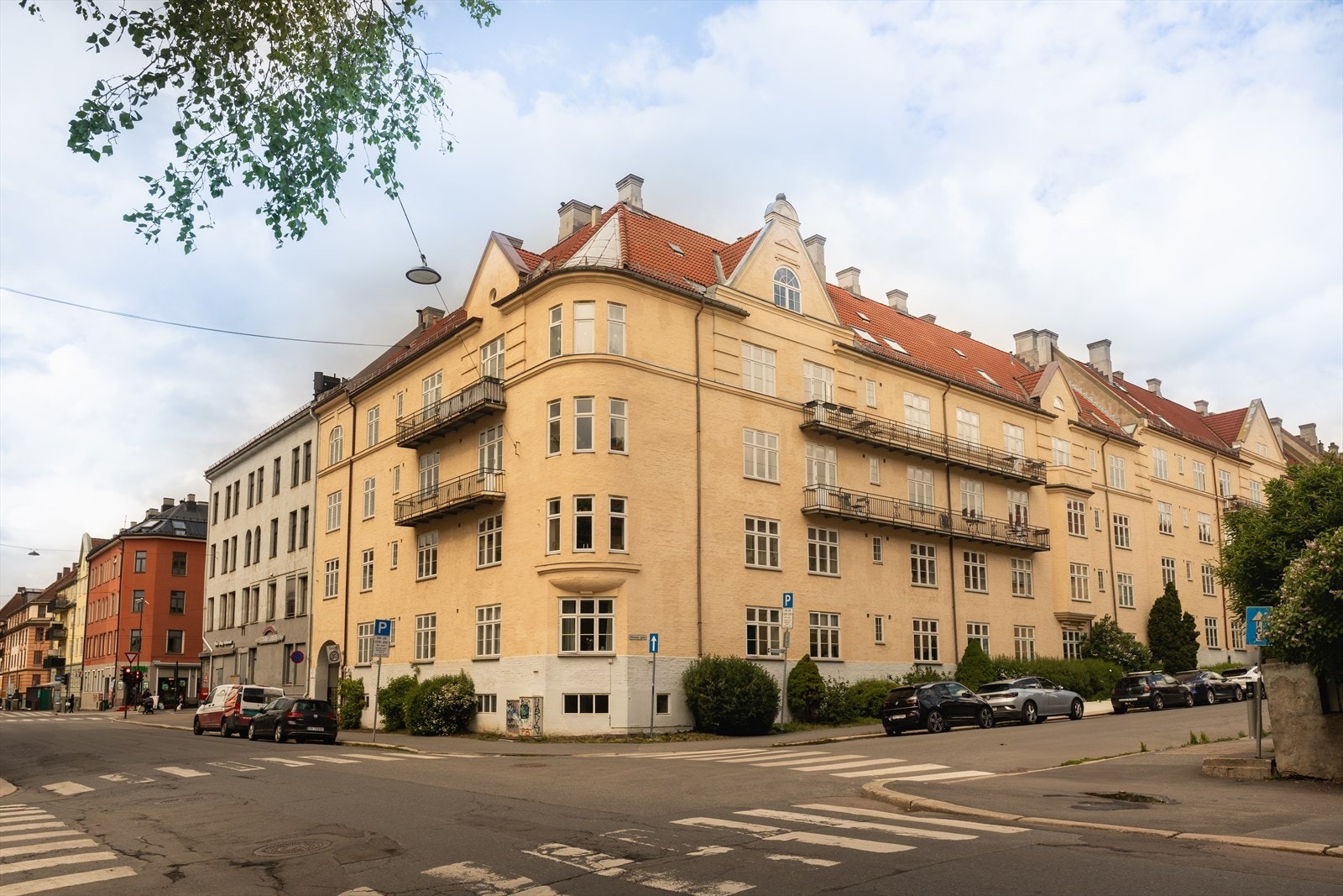 En lys og delikat 2-roms andelsleilighet med attraktiv beliggenhet ved Torshovparken Galleribilde