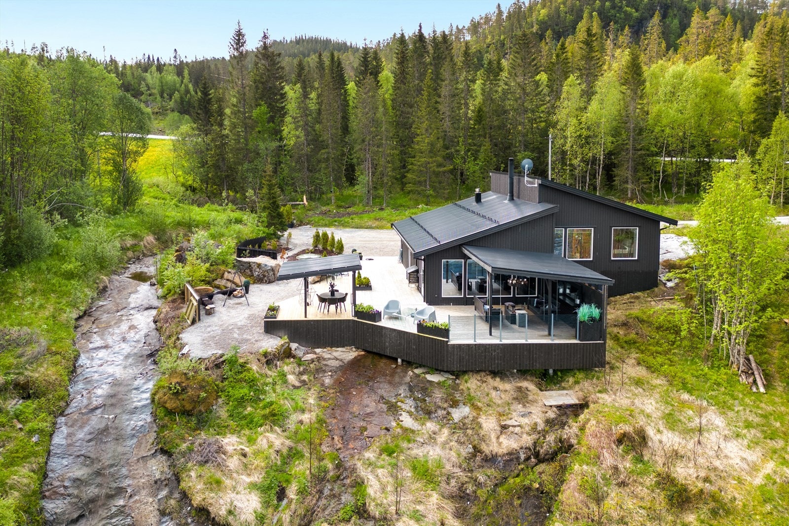 Meget flott hytte som ble påbygd og renovert i 2019 Galleribilde