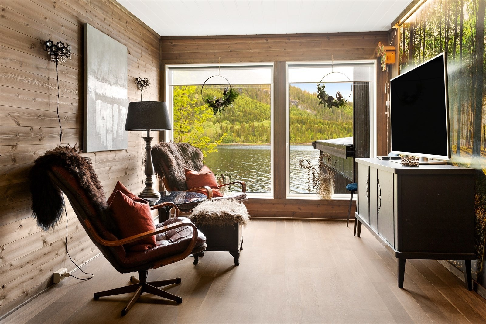 I 2. etg er det en lun og koselig loftstue Galleribilde