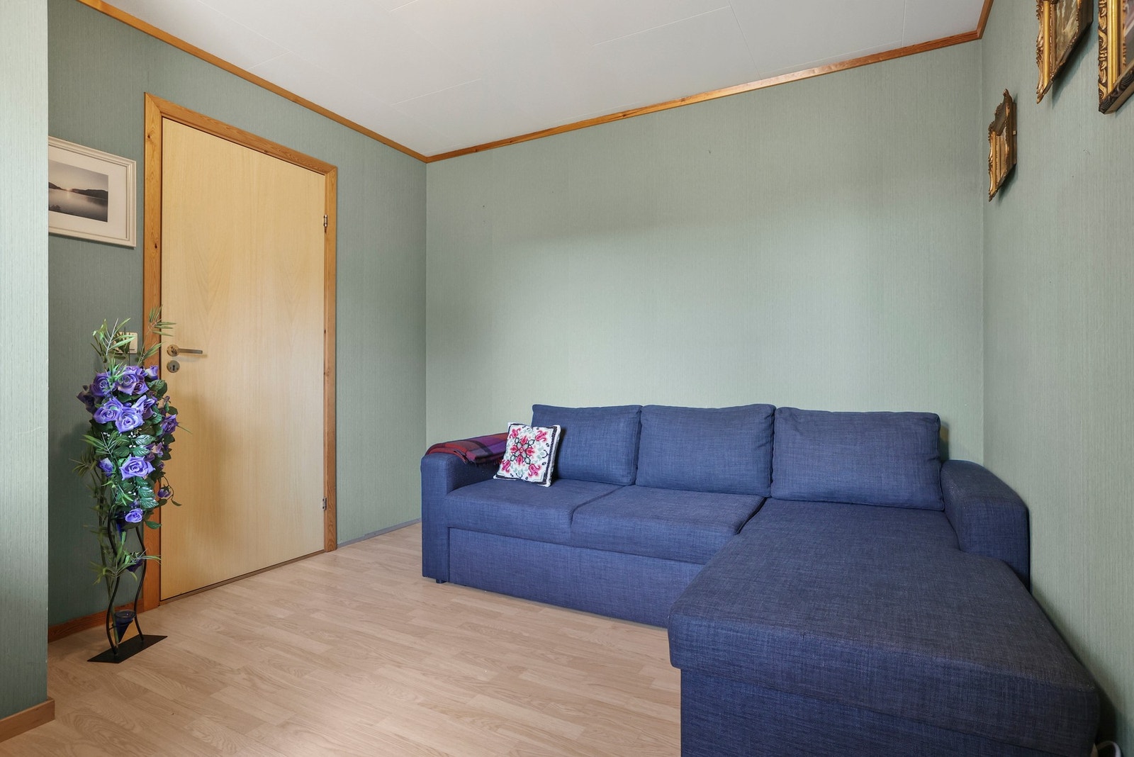 Her er det fin plass til gjesterom eller kontor Galleribilde
