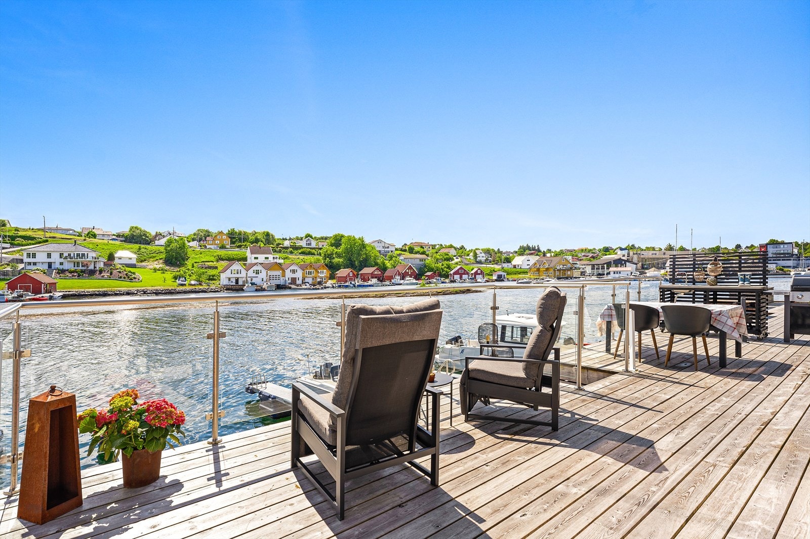 Solrik terrasse Galleribilde