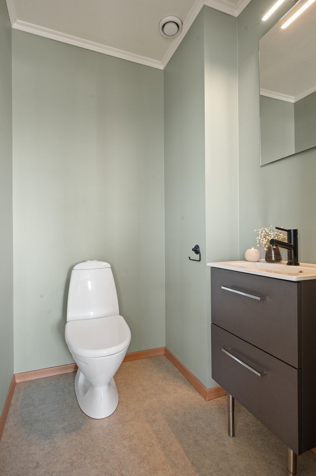 Toalettrom i første etasje Galleribilde