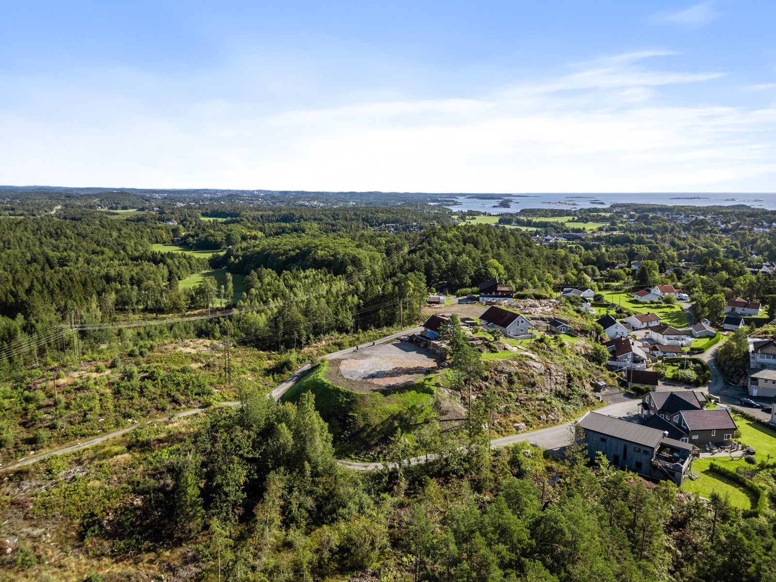 Kort vei til Storesand og Strand Hotell med bademuligheter. Galleribilde