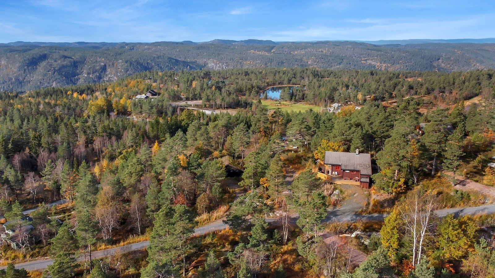 Hytten har en fin beliggenhet og kort vei til populære skiløyper. Galleribilde