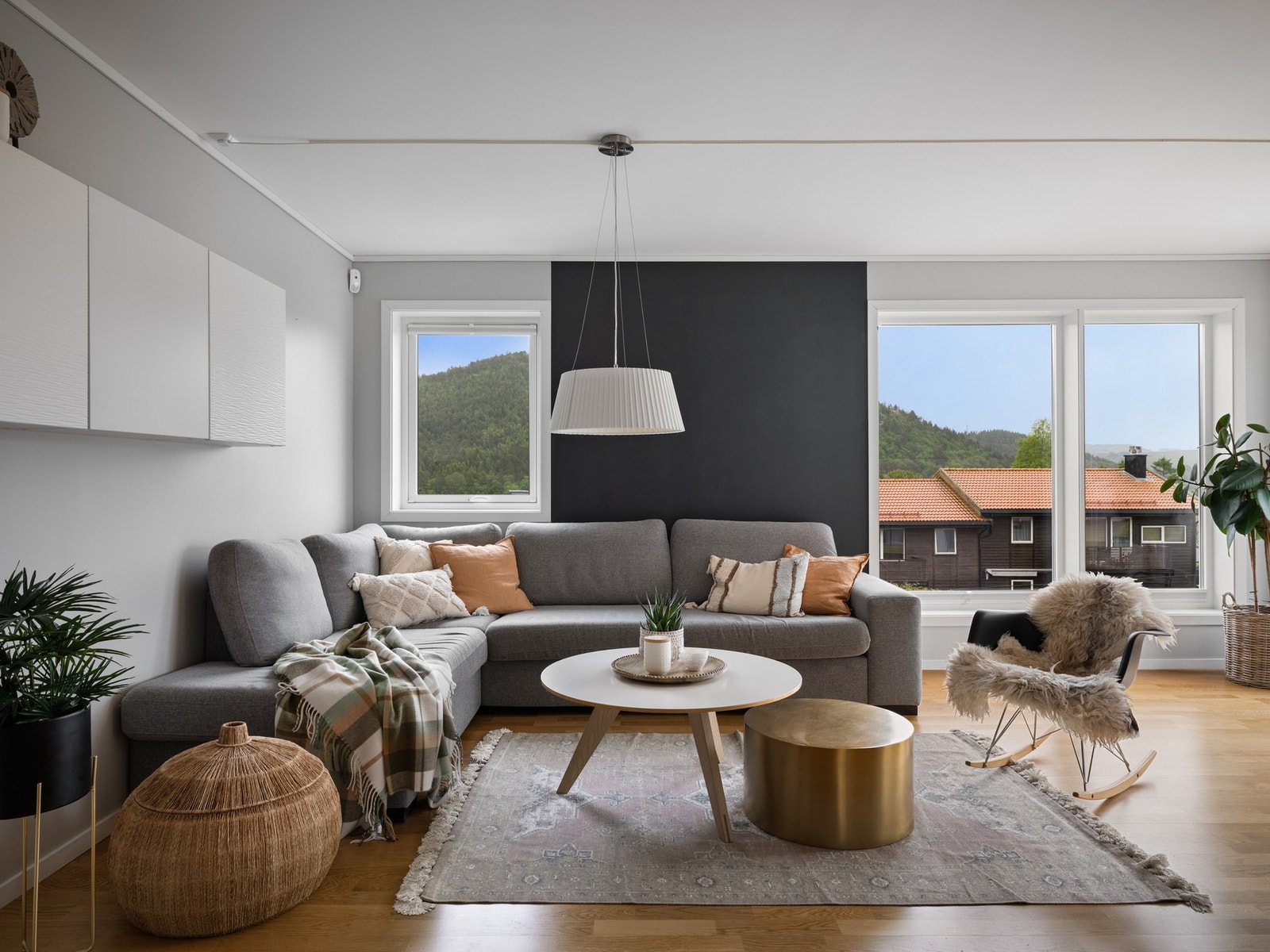 Stuen er nymalt nå mai 2025 Galleribilde