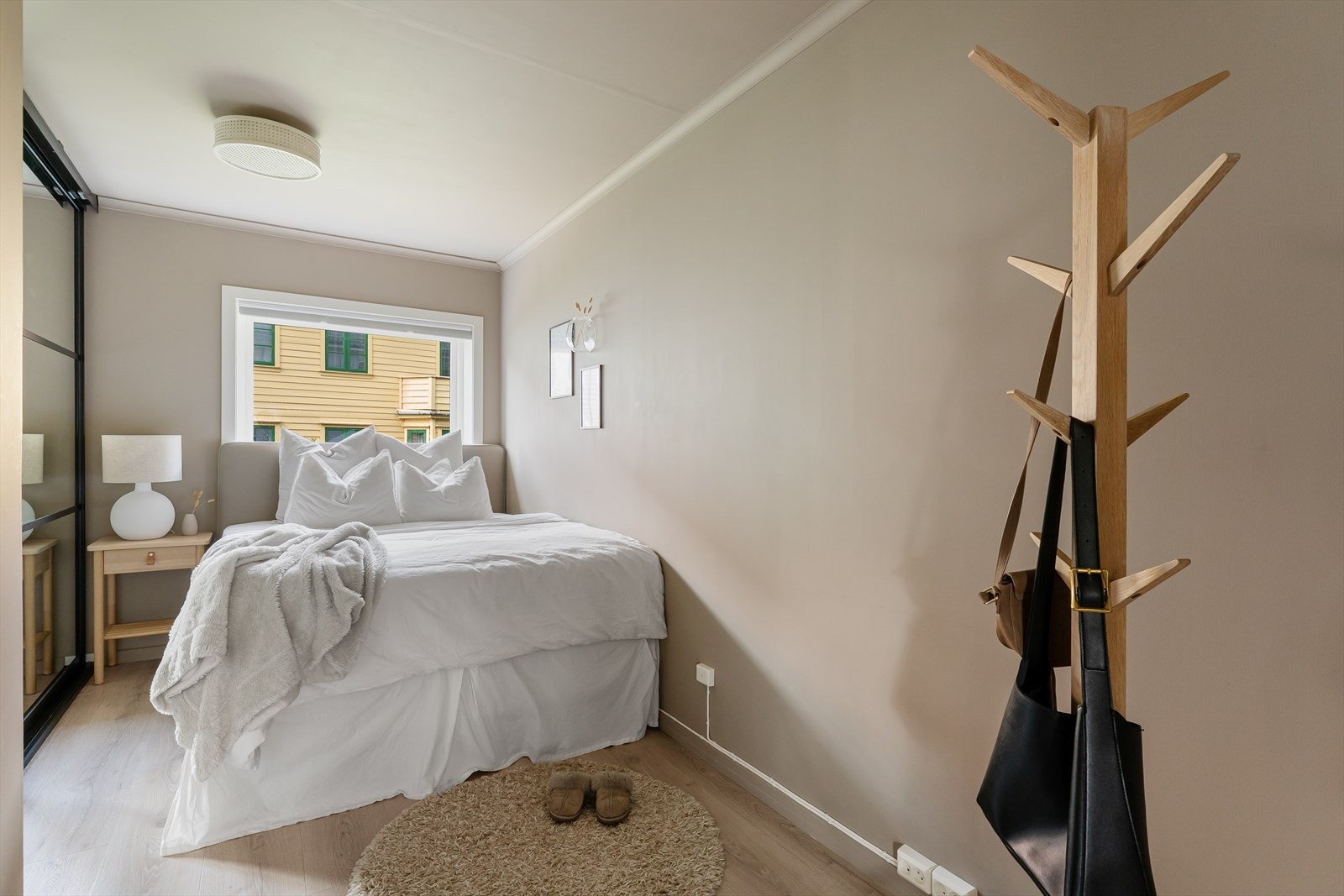 - Soverommet måler 11,4 m² - Galleribilde