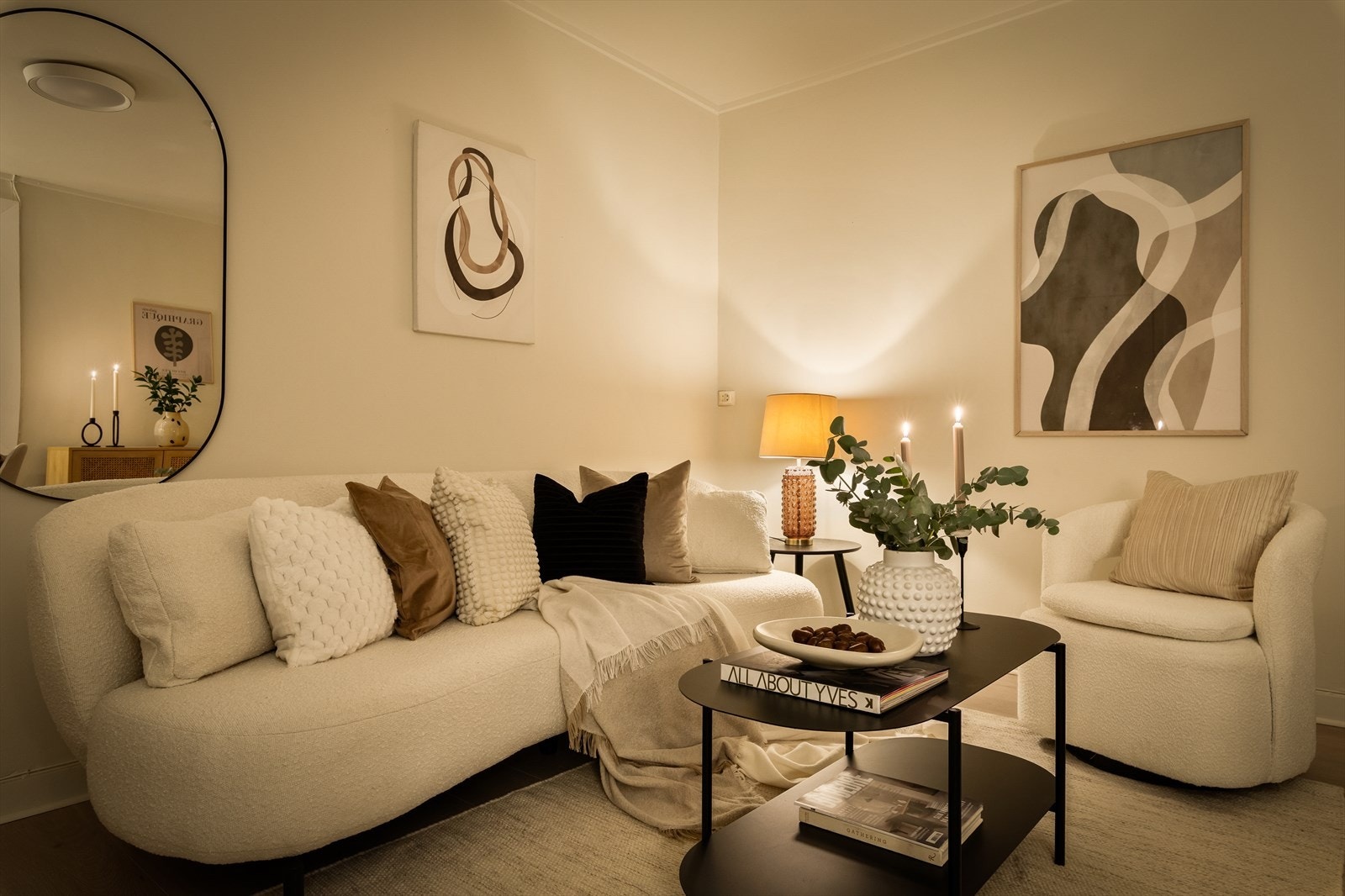 Lun og hyggelig kveldsstemning. Galleribilde