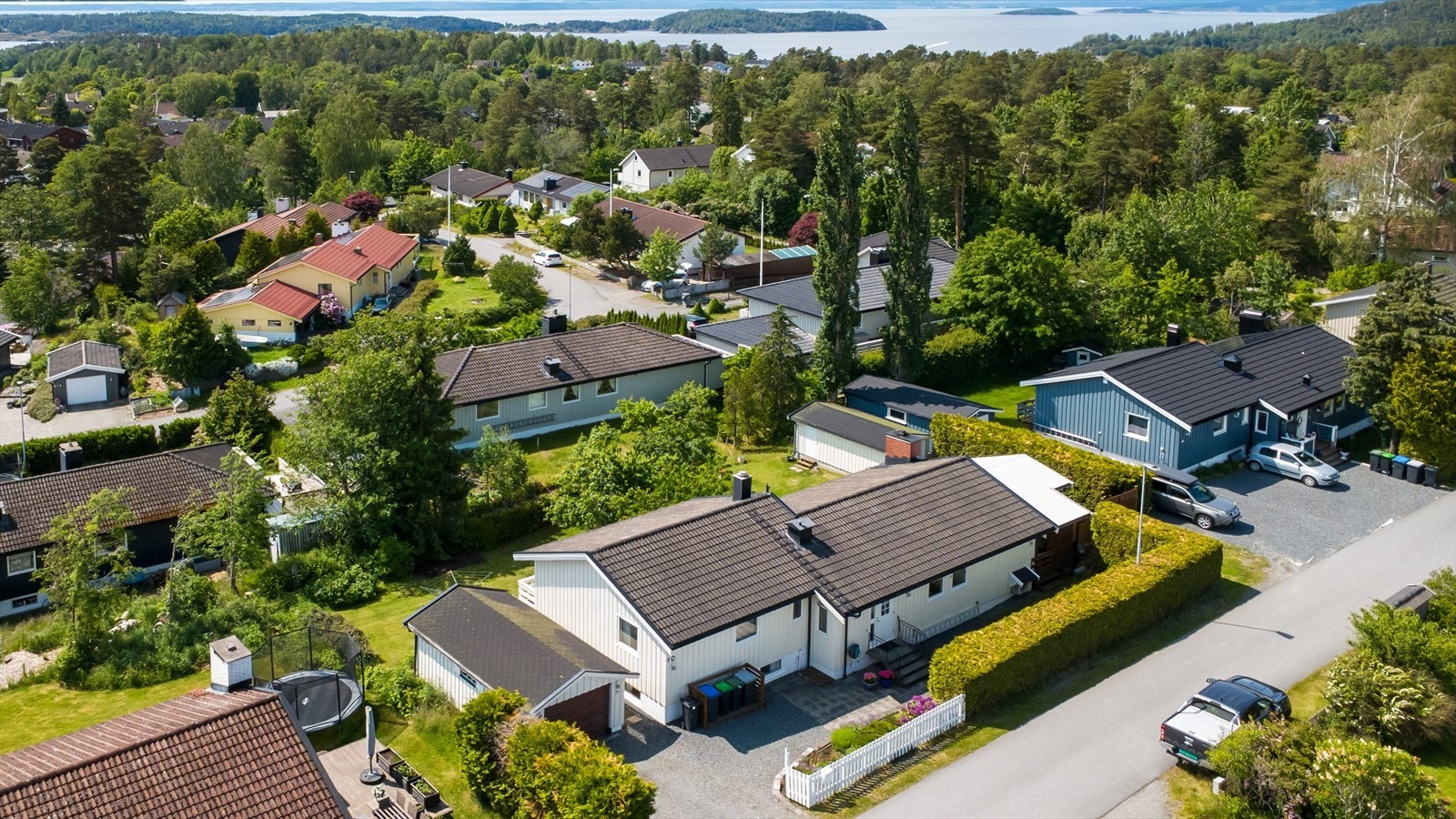 Boligen er oppført over 2 plan. Galleribilde