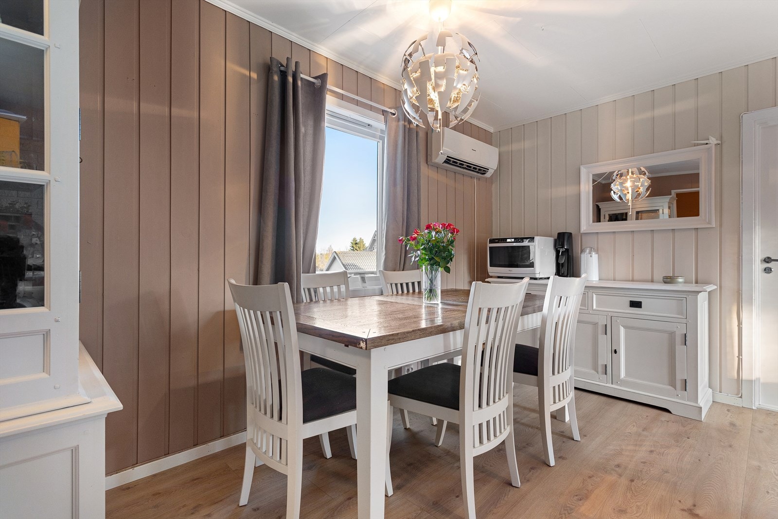 Spisegruppe Galleribilde