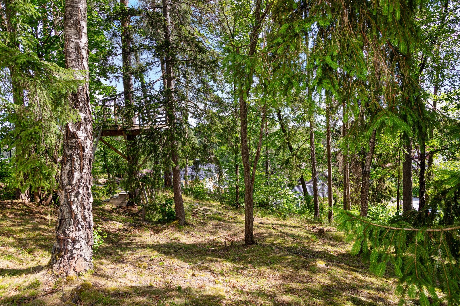 Barnevennlig beliggende i stikkvei - 2 rekke fra Nesbukta Galleribilde