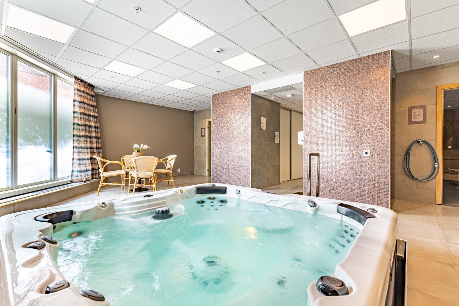 Spa-anlegget har boblebad og to forskjellige badstuer. Galleribilde