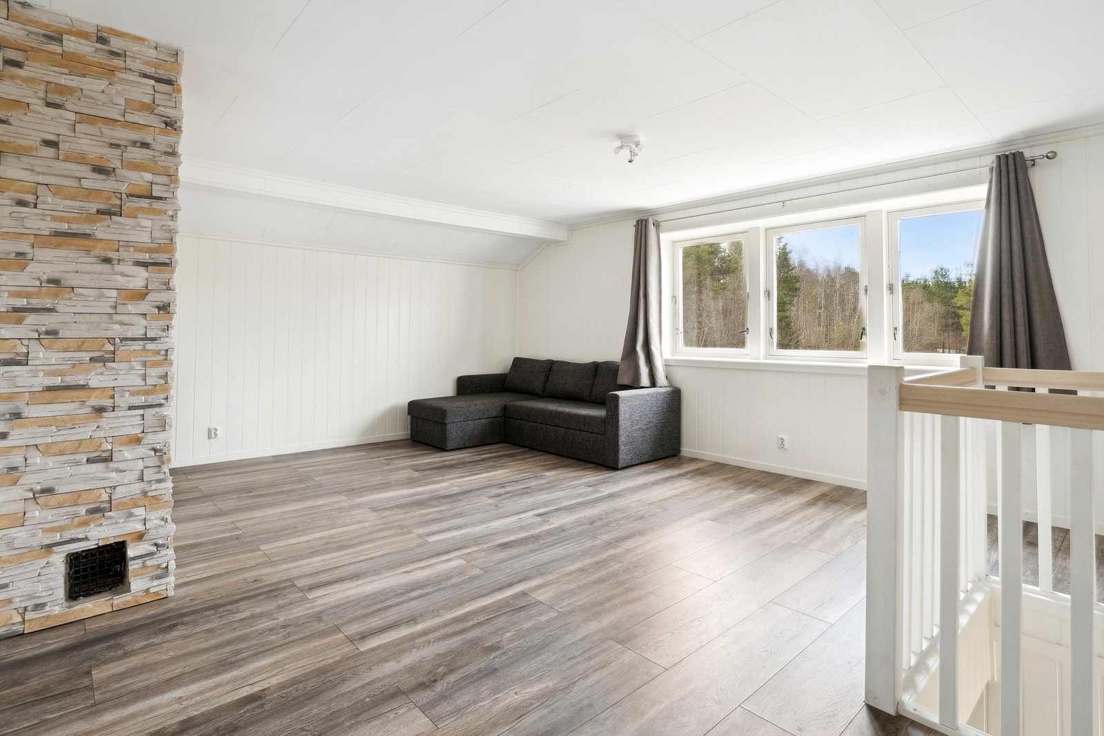 Loftstue Galleribilde