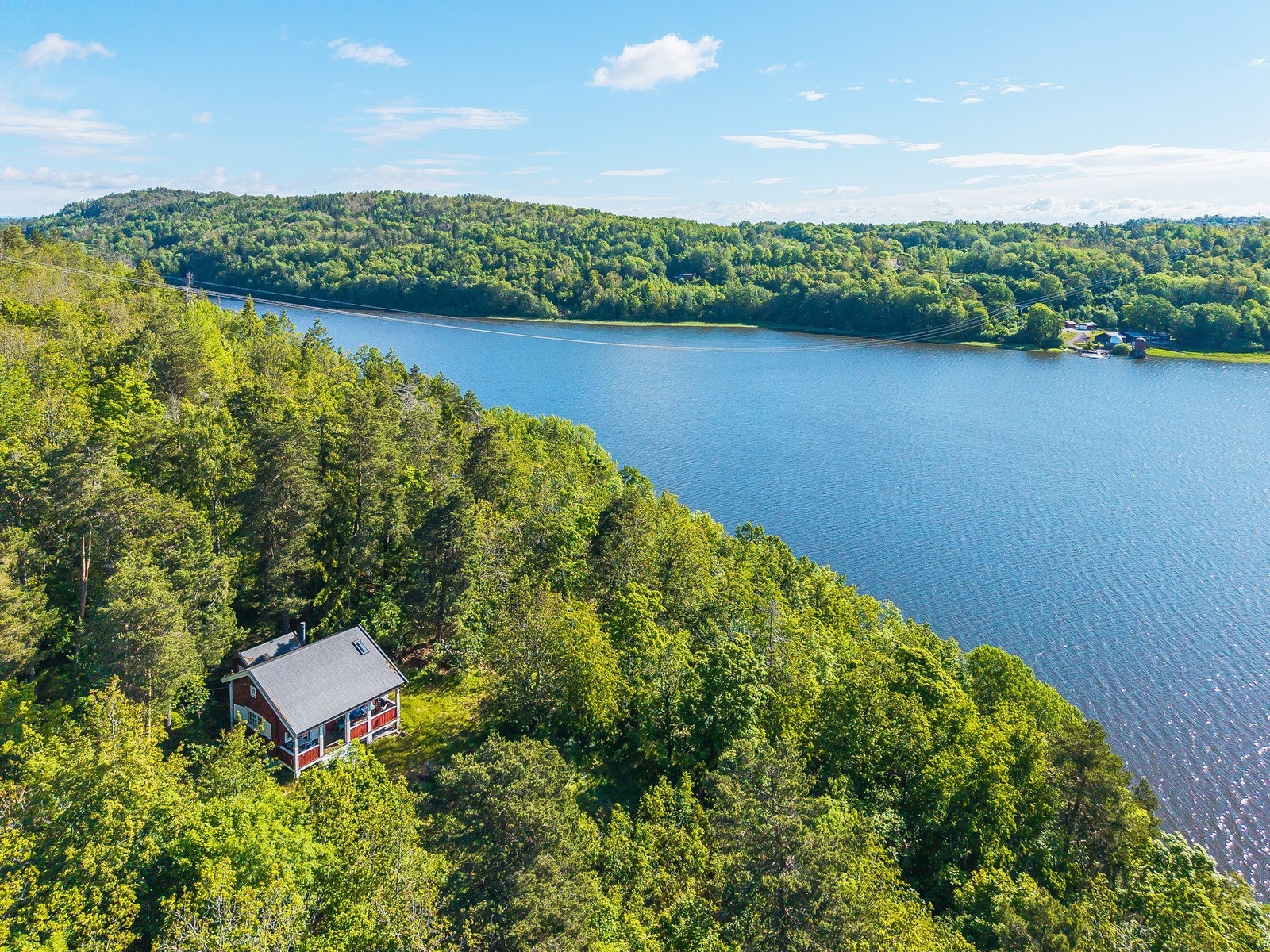 Her er det lett å slappe av med naturen som nærmeste nabo Galleribilde