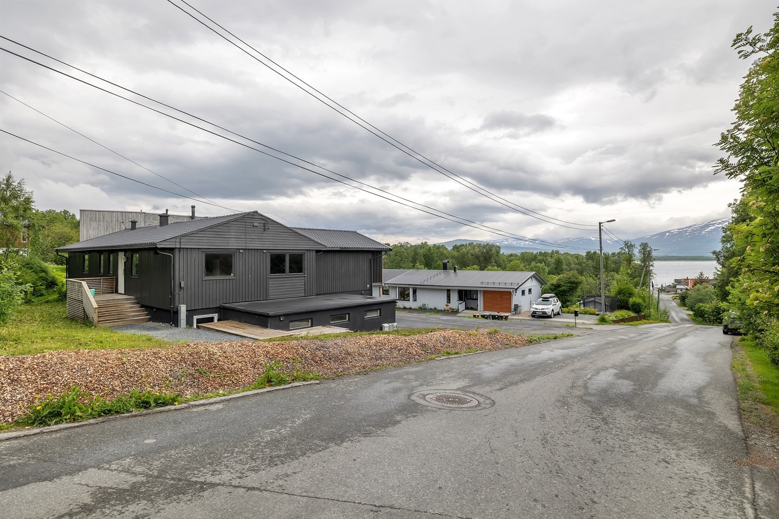 Boligen ligger i et veldig attraktivt område. Galleribilde