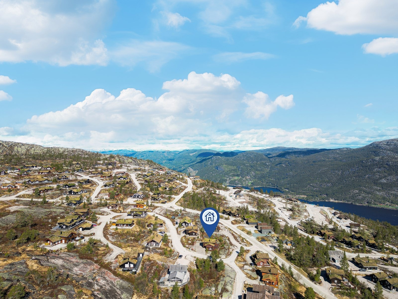 Vrådal Panorama er et populært feriested, med aktivitetstilbud sommer som vinter. Galleribilde