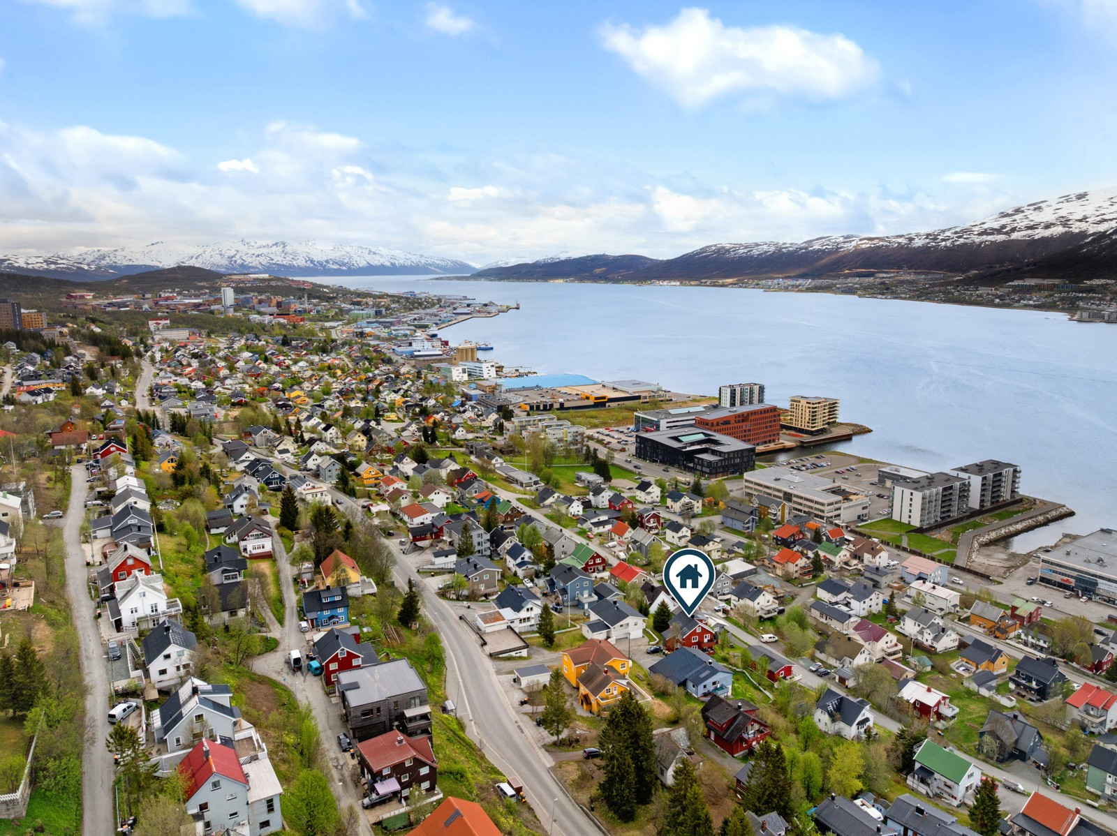 Nærhet til badeland, ishall, klatrehall, skistadion - Perfekt for barnefamilien eller deg som er aktiv.