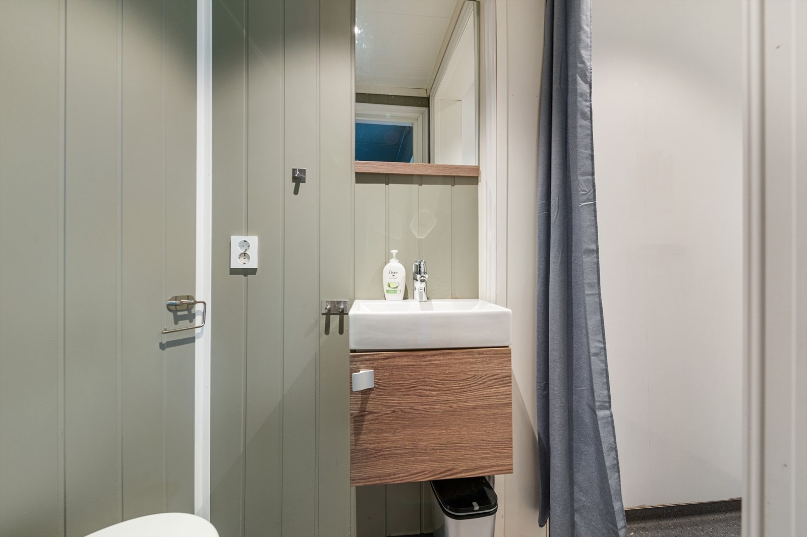 Bad Leilighet 2 Galleribilde