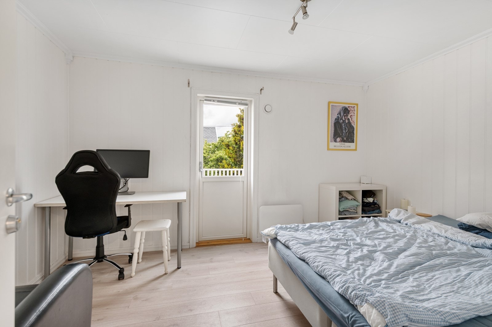 Soverom Leilighet 4 med utgang til stor terrasse på 12 kvm. Galleribilde