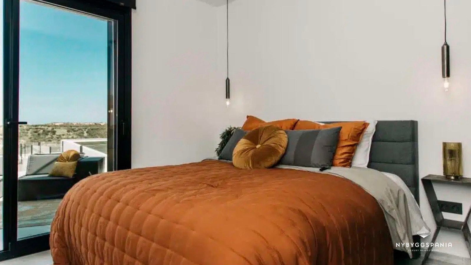 Ett av soverommene Galleribilde