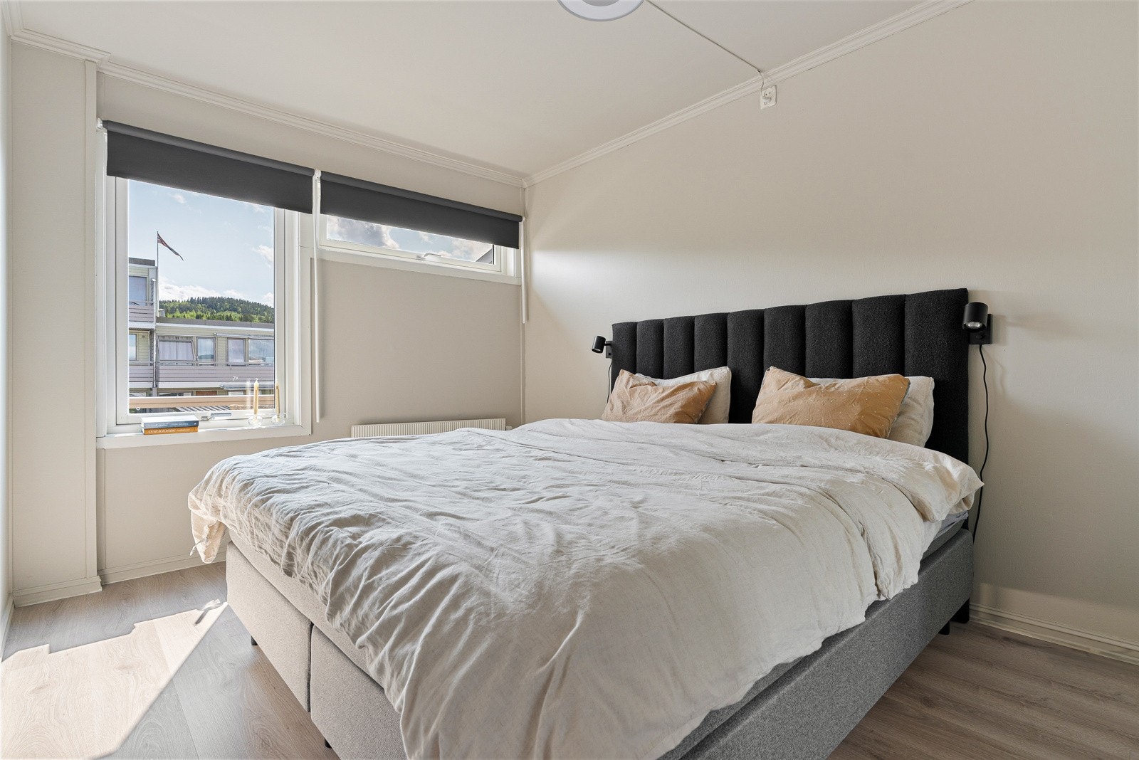 Leiligheten kan by på et romslig soverom på 11 kvm. Galleribilde