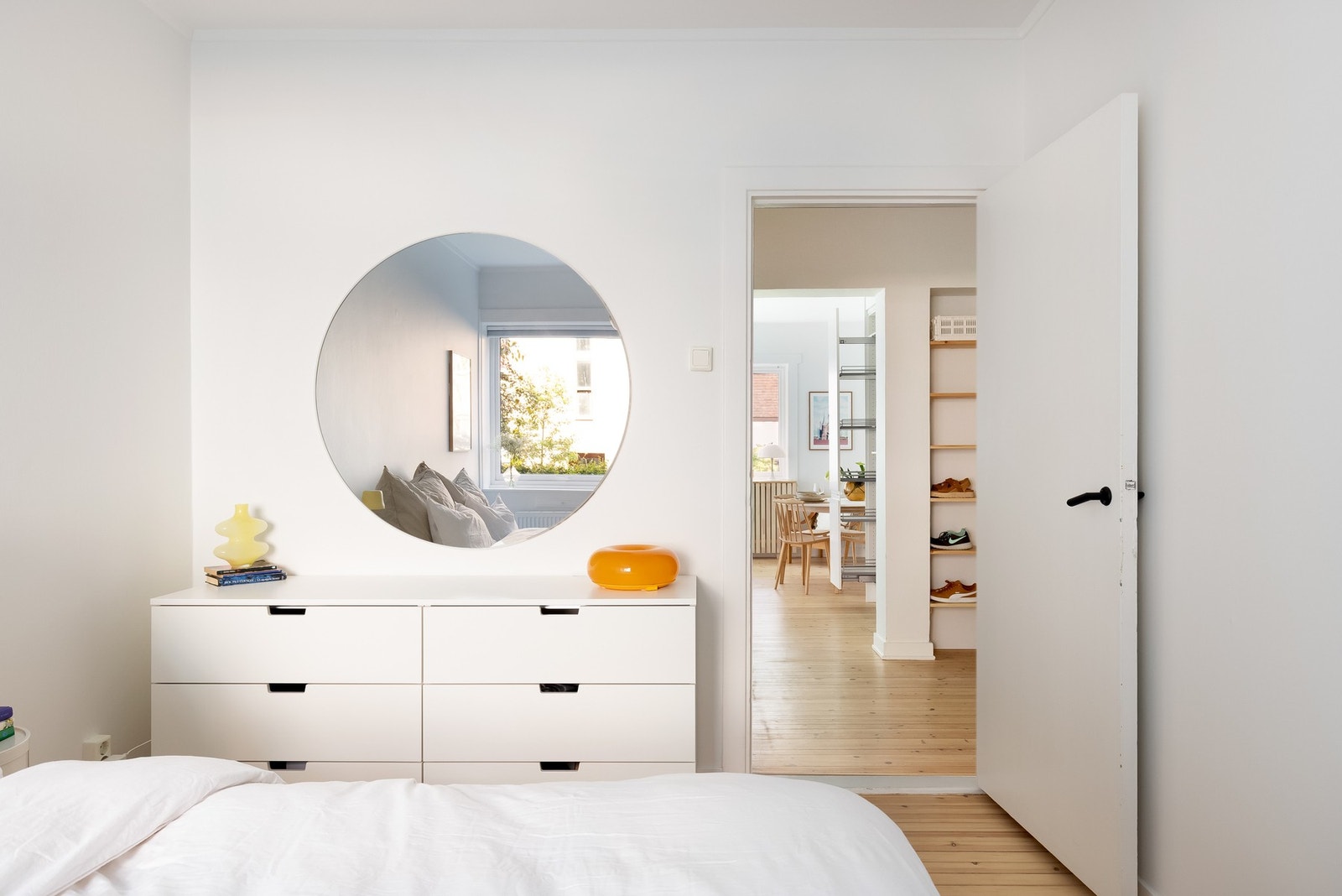 Det er også plass til oppbevaringsmøblement. Galleribilde