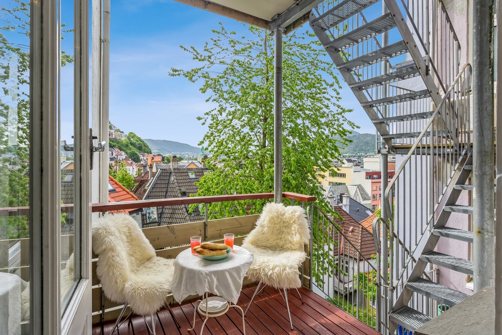 Hjertelig velkommen til denne flotte perlen midt i Bergen sentrum. Galleribilde