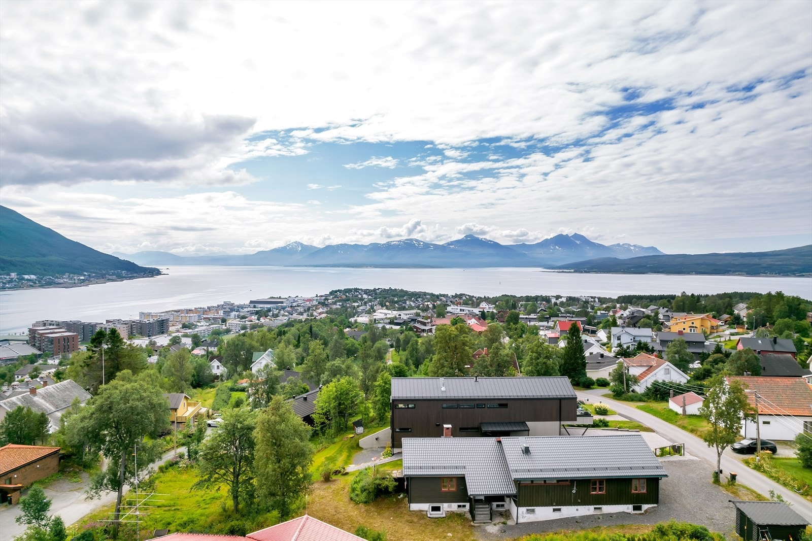 Meget attraktiv beliggenhet. Galleribilde