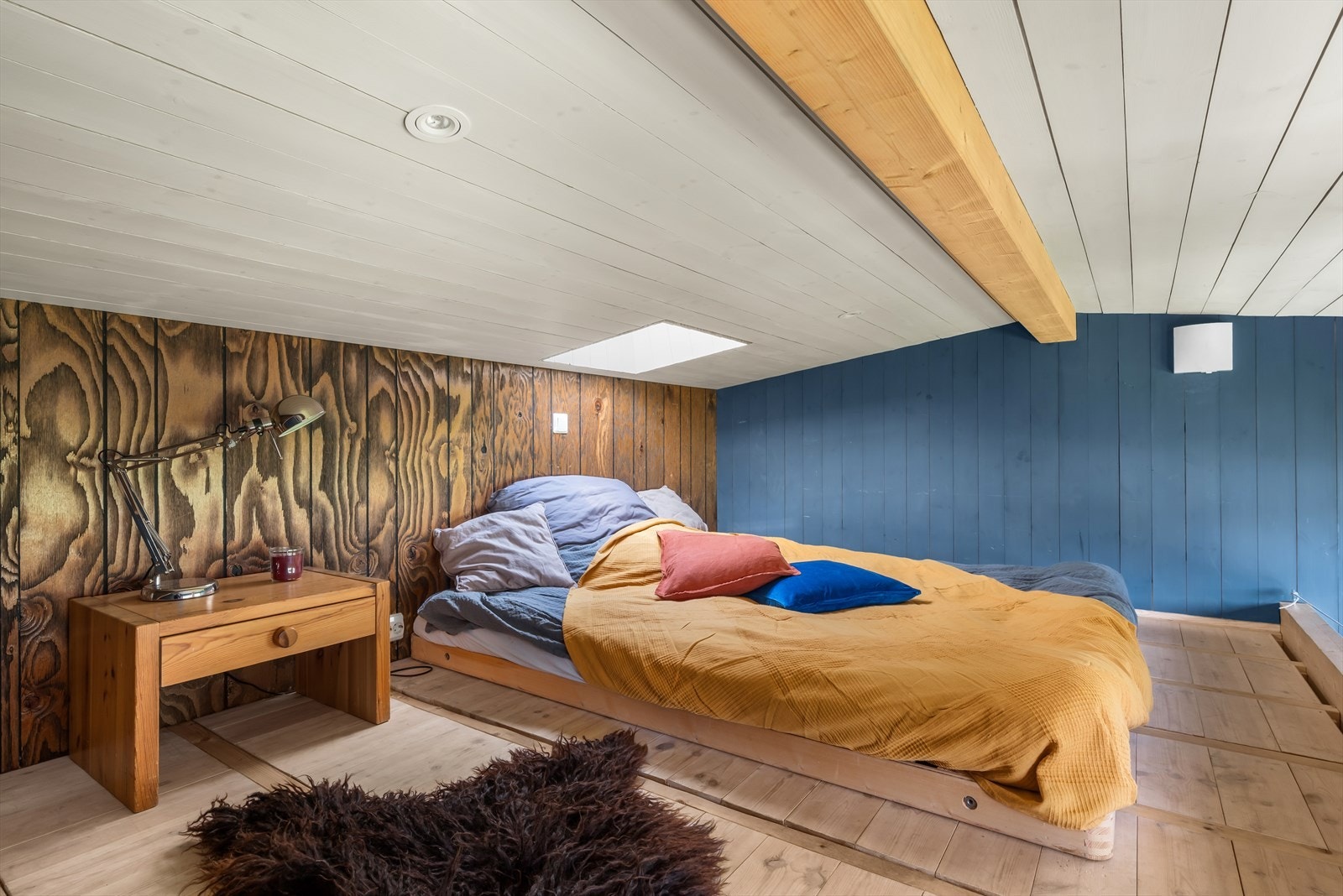 Romslig hems Galleribilde