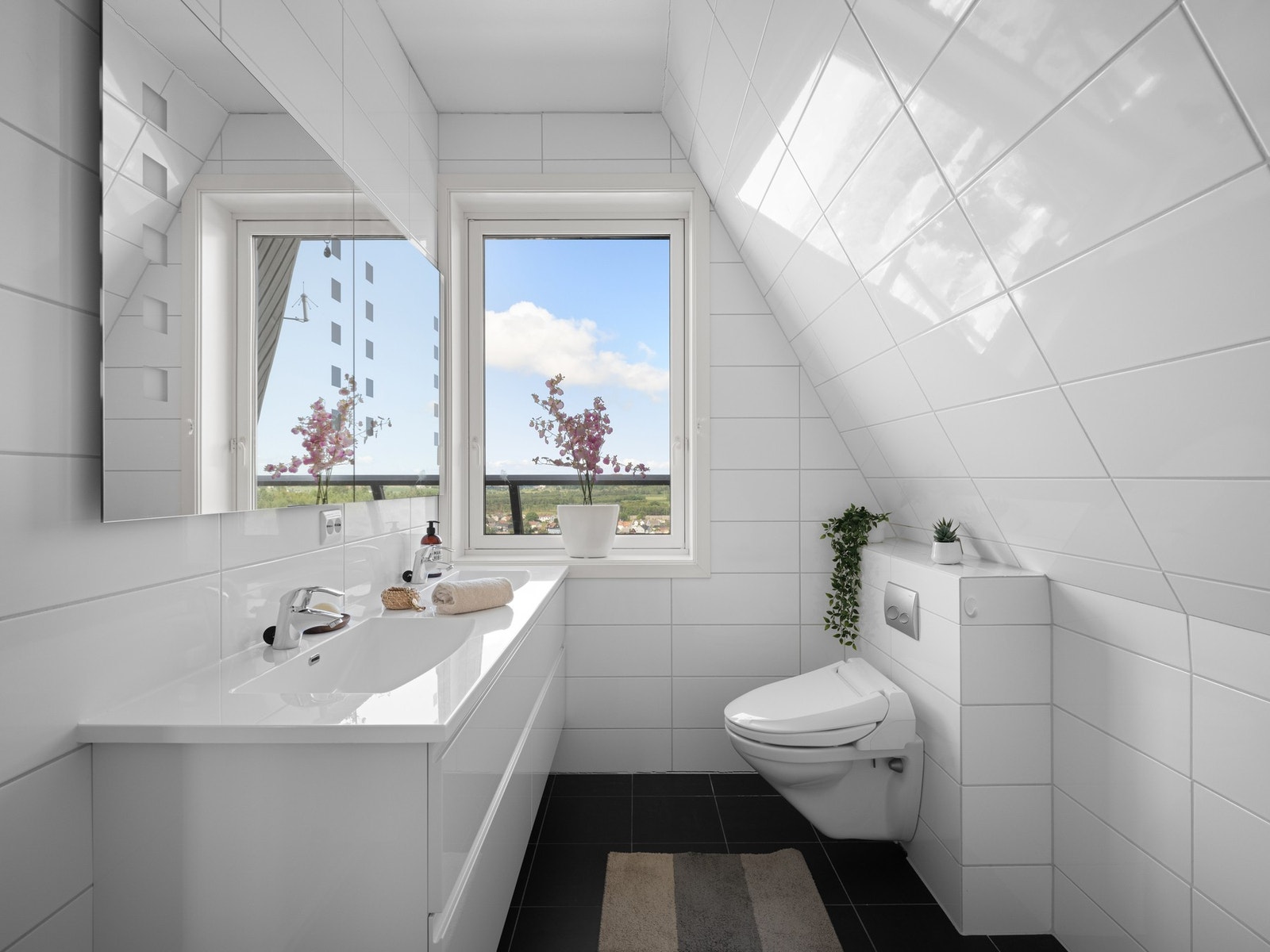 Bad i tilknytning til master suite Galleribilde