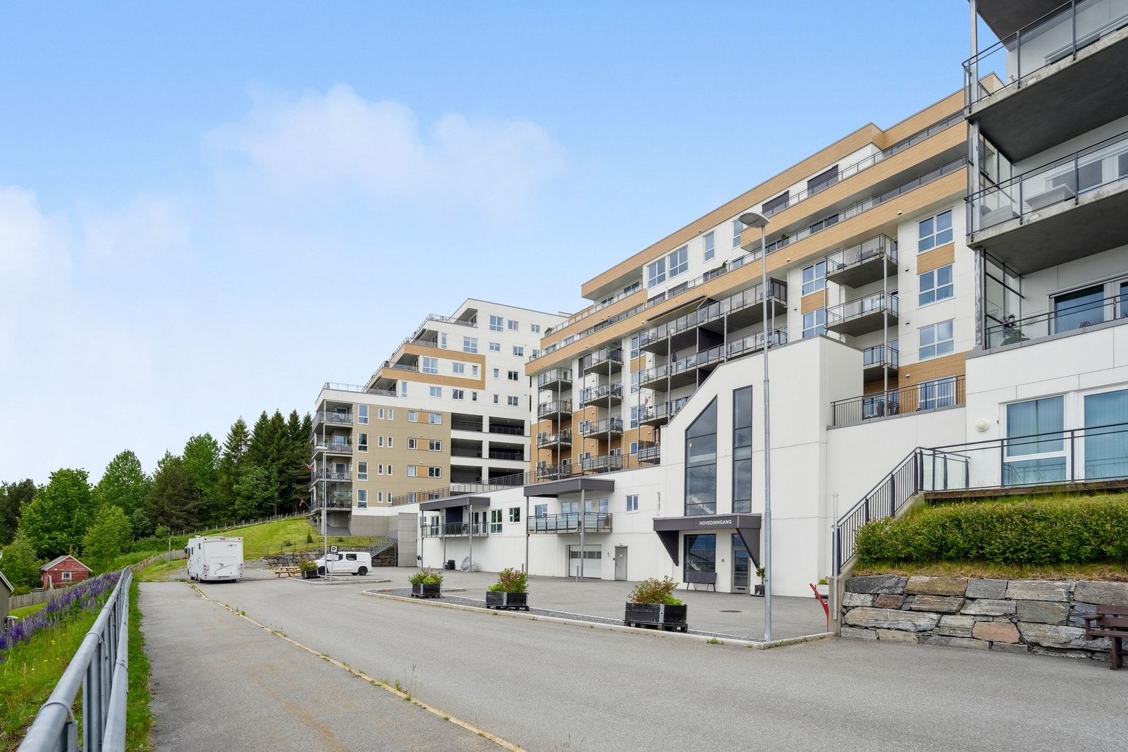 Fasade og ute Galleribilde