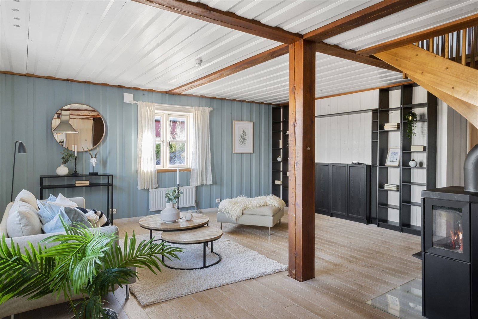 Den skaper et stilfullt blikkfang og gjør det enkelt å innrede med personlige detaljer og møbler. Galleribilde