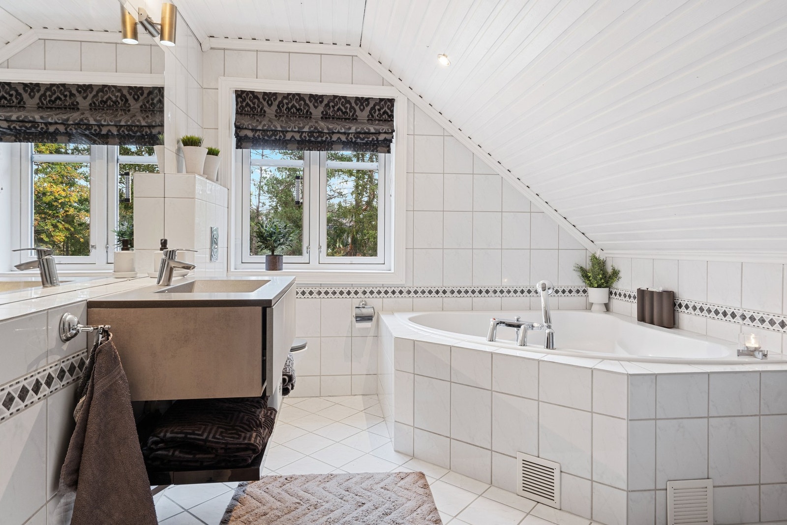 Bad i 2.etasje Galleribilde