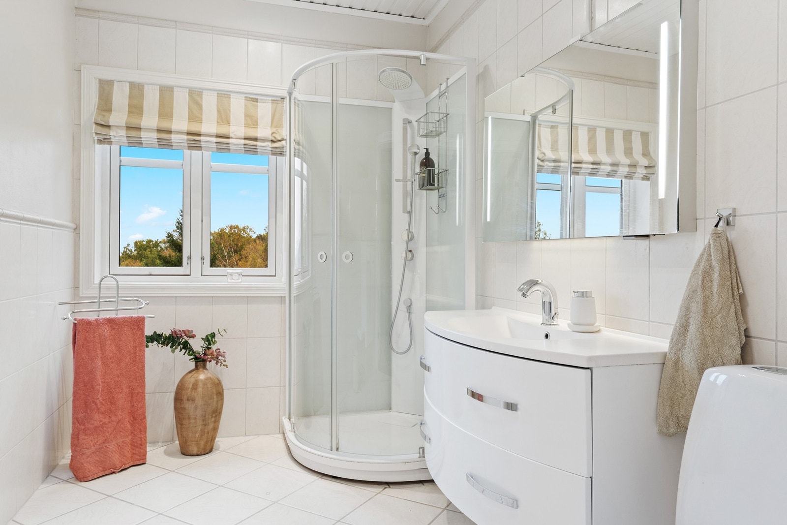 Badet i 1.etasje. Galleribilde