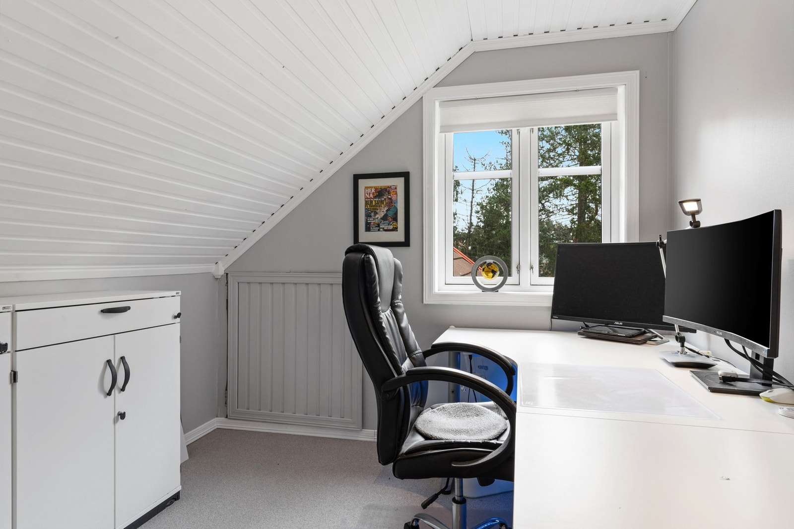 Kontor 2. etasje Galleribilde