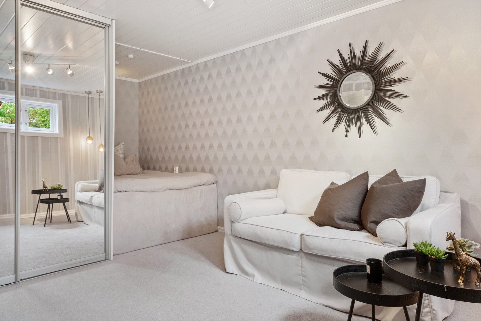 Soverom underetasje. Galleribilde