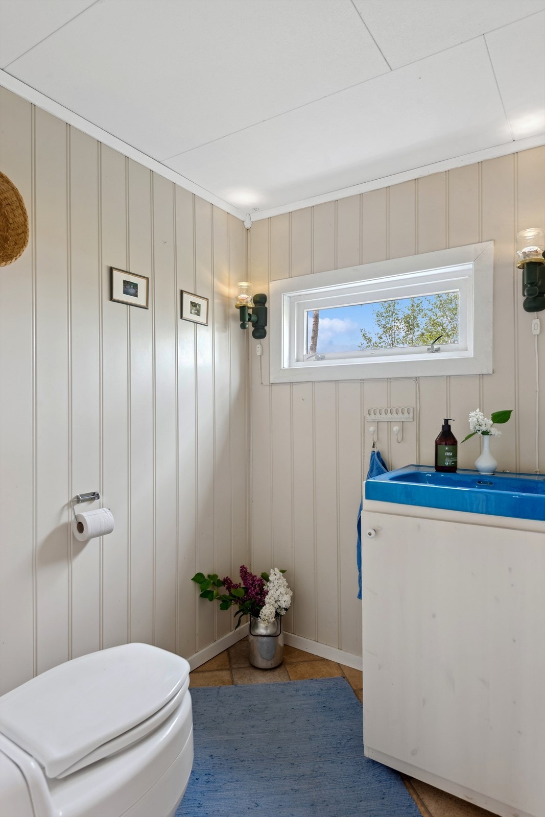 Frittstående bod med hygienerom Galleribilde